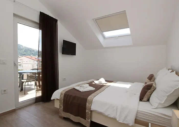 In Mit Terrasse By Interhome באסקה