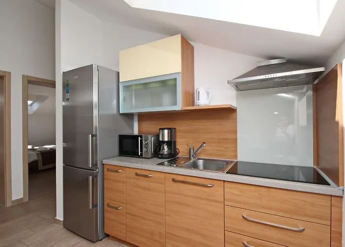 In Mit Terrasse By Interhome Daire *